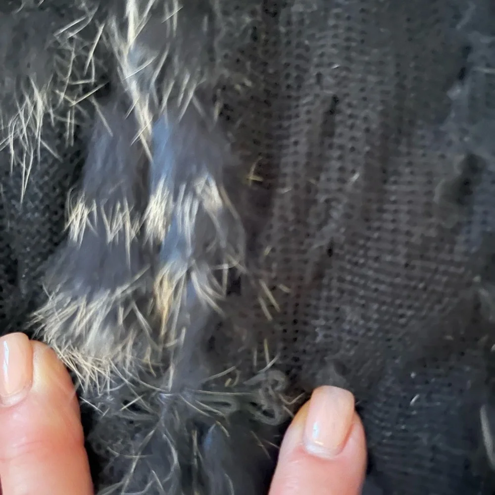💯 Rabbit Fur Vest in Black and White, Front Hook Clasp - Picture 5 of 7